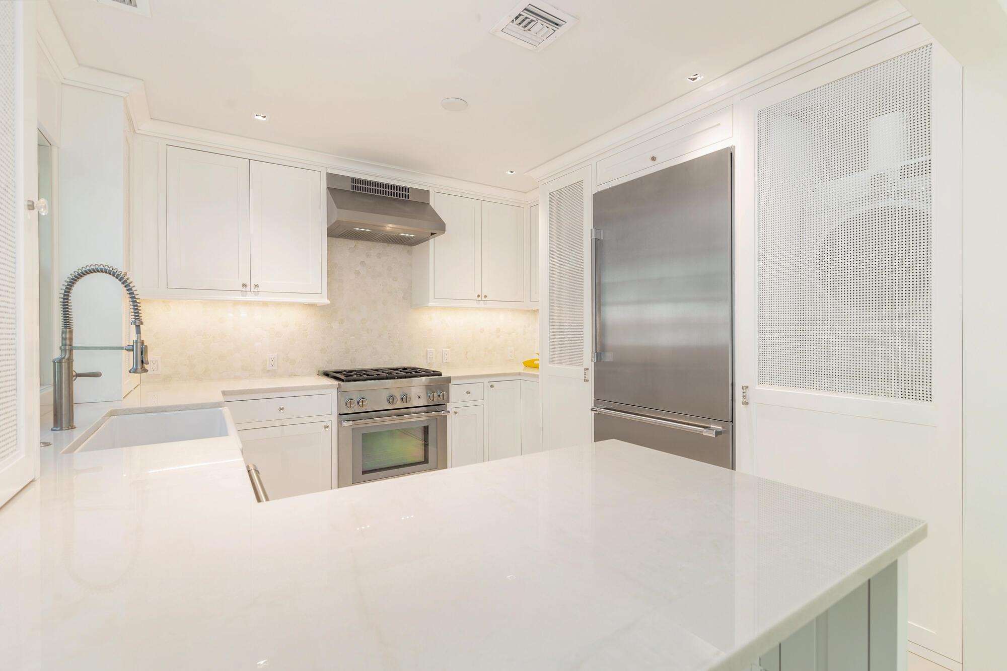 PERUVIAN COURT CONDO - Residential