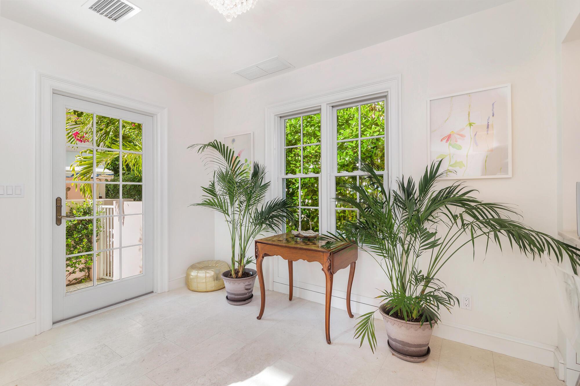 173 Peruvian Avenue 3