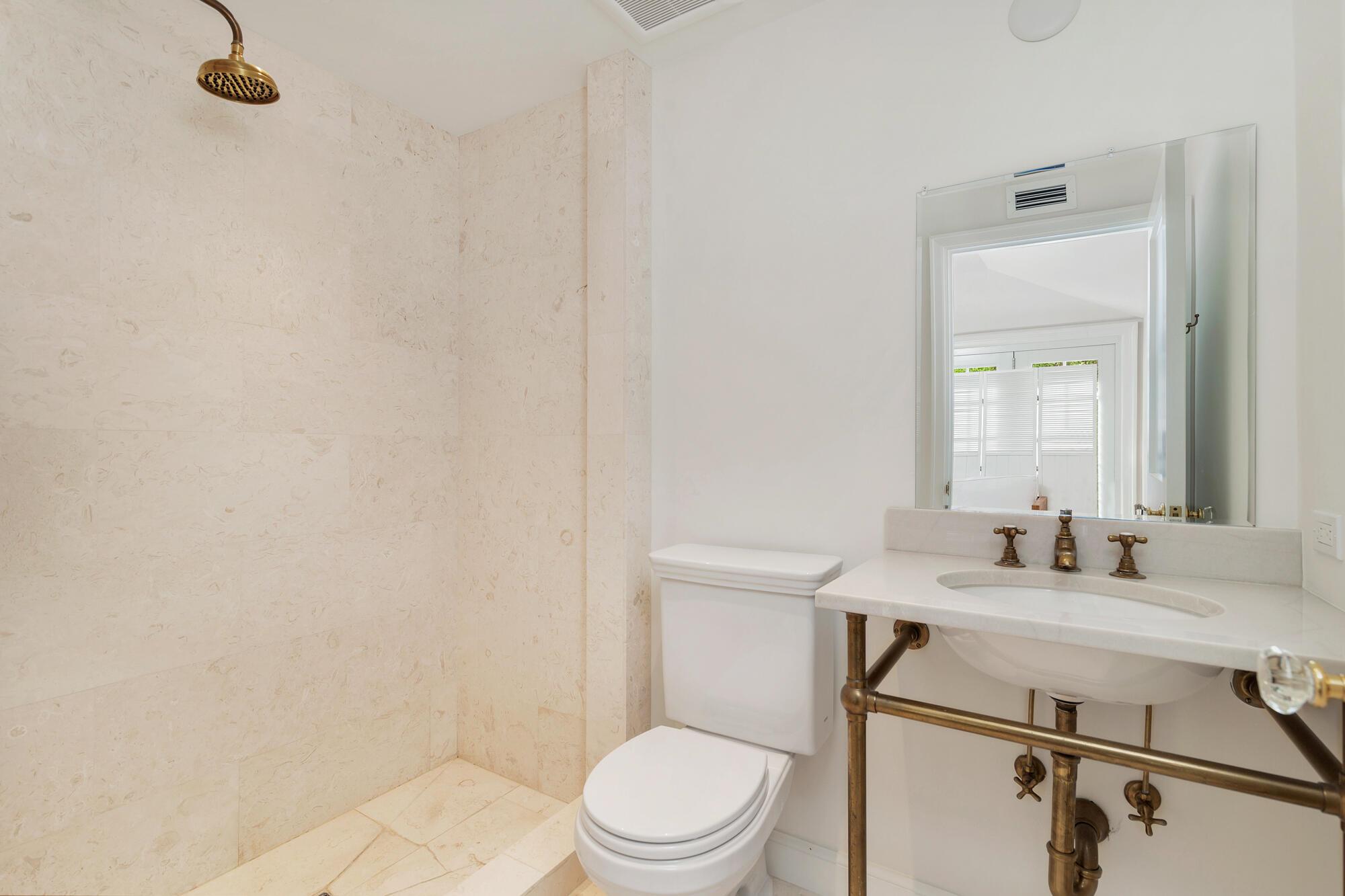 PERUVIAN COURT CONDO - Residential