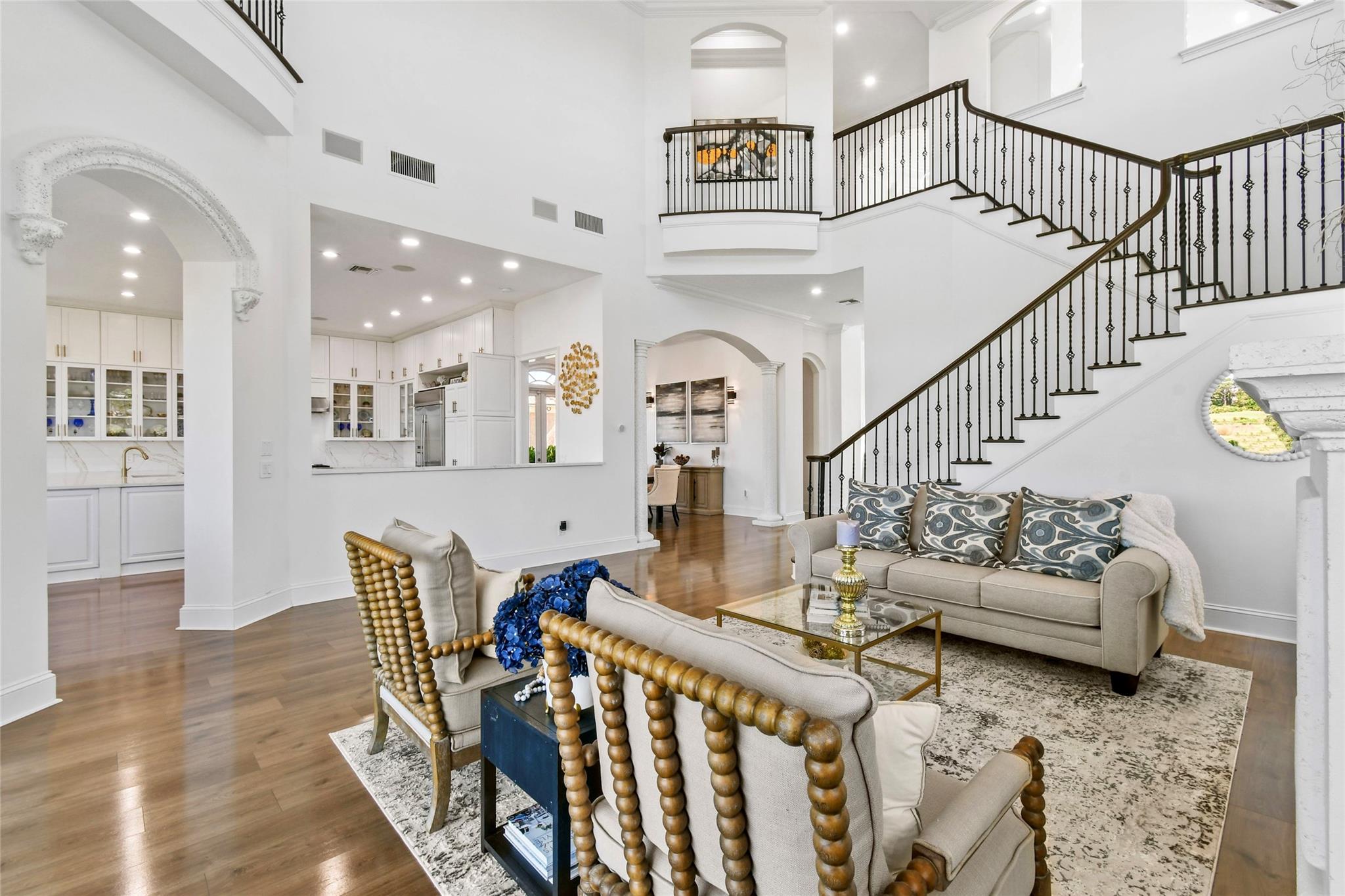 Tesoro 2 - Residential