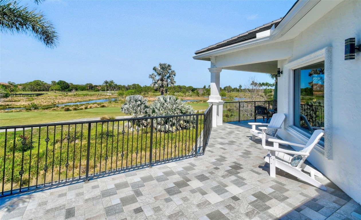 Tesoro 2 - Residential