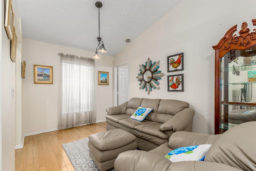 PORT ST LUCIE SECTION 40 - Residential