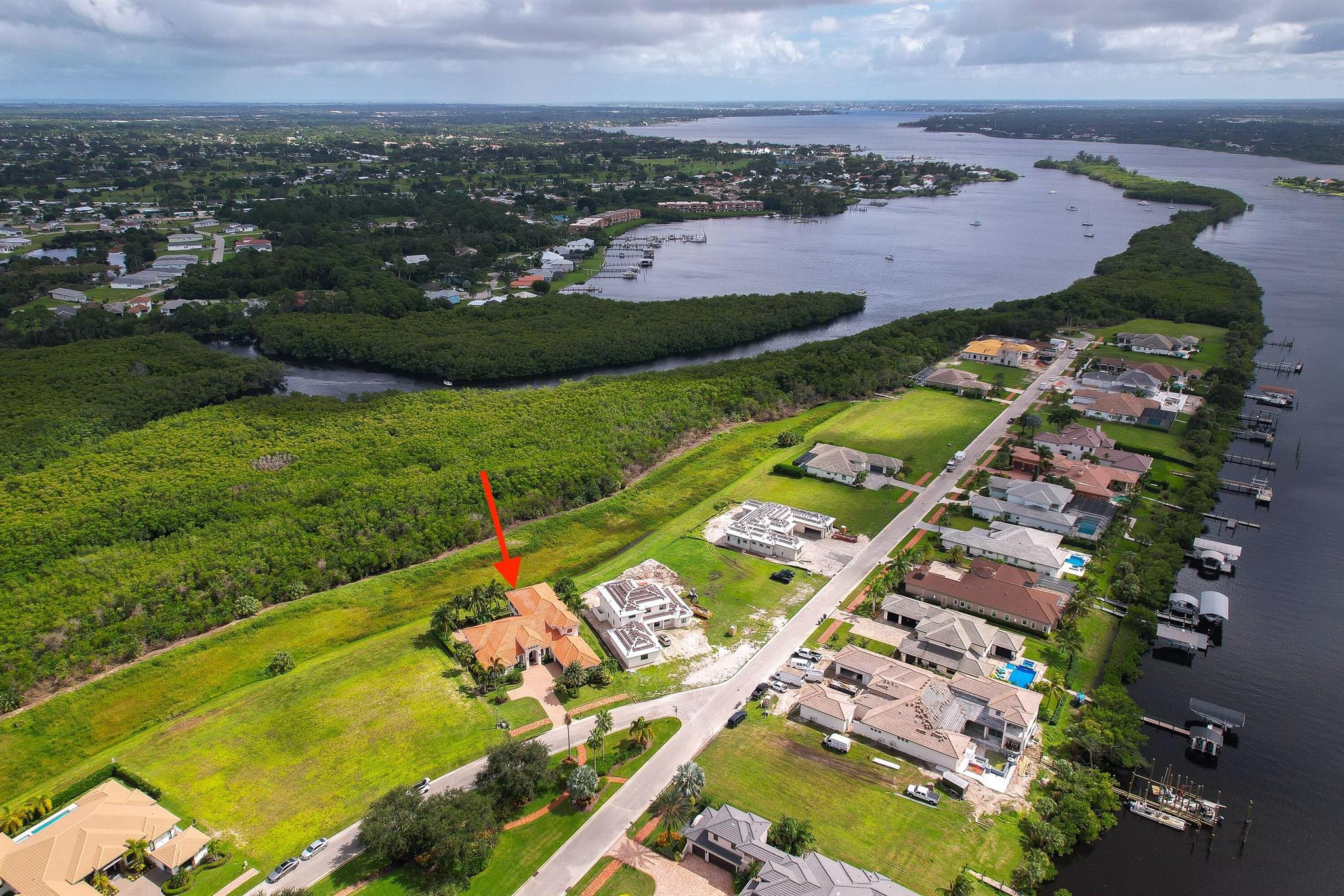 FIRST REPLAT OF RIVER POI - Residential