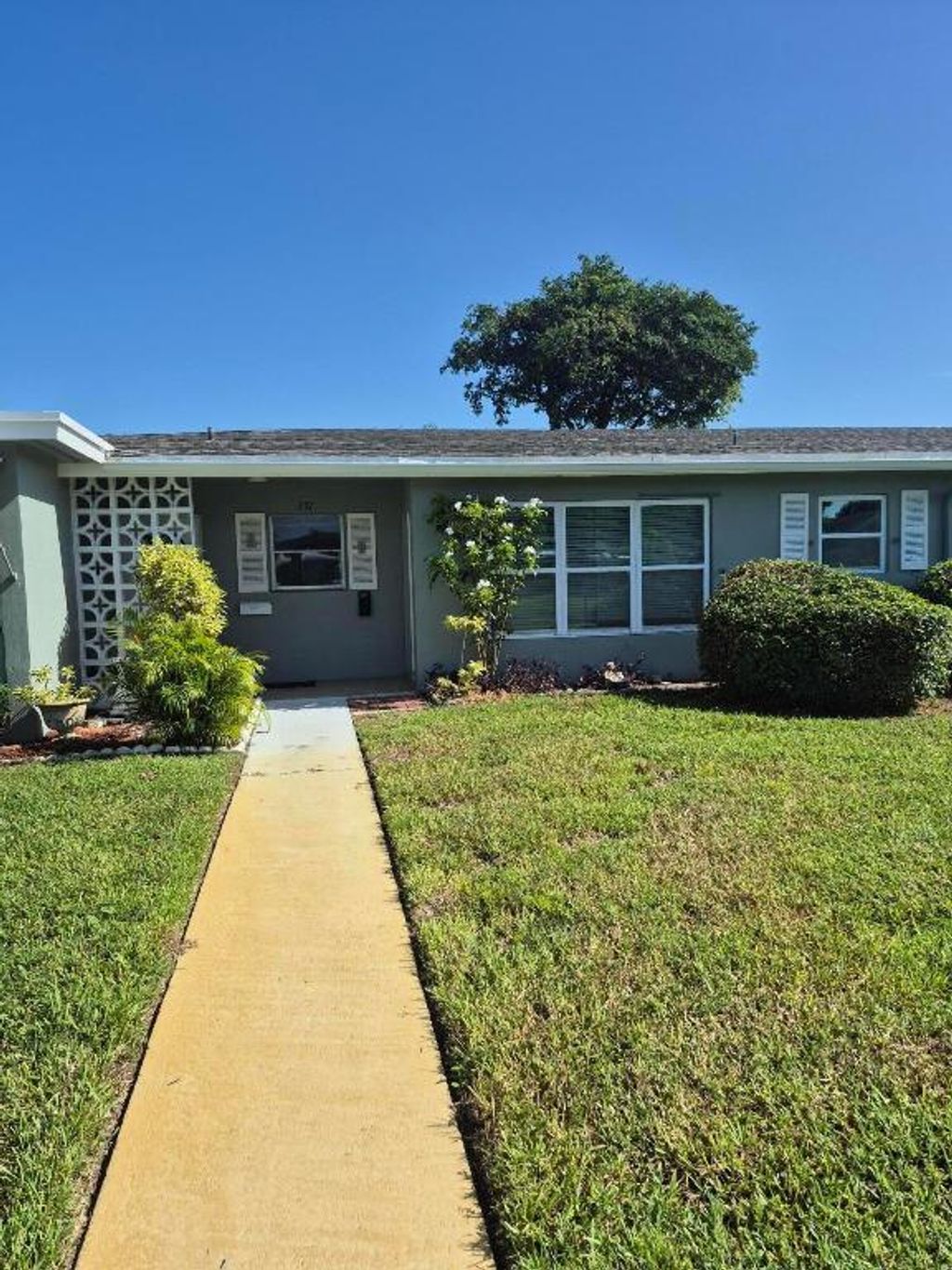 Photo of 737 High Point Boulevard N #B, Delray Beach, FL 33445 (MLS # R11156456)