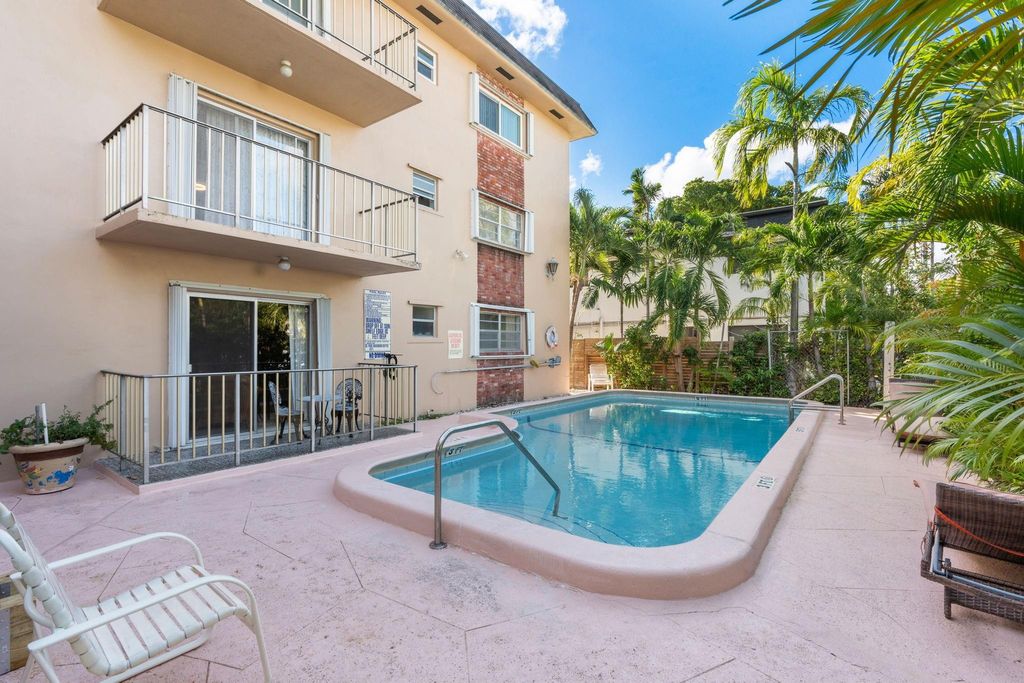 Photo of 1840 Dewey Street #101, Hollywood, FL 33020 (MLS # F10542344)