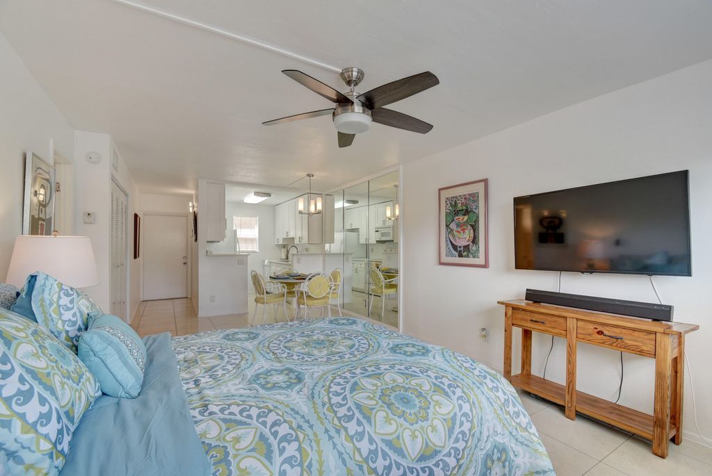 Photo of 550 SW 2nd Avenue #125, Boca Raton, FL 33432 (MLS # B26006838)