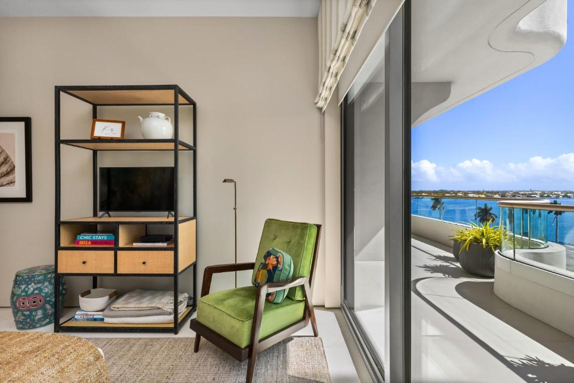 La Clara - Residential