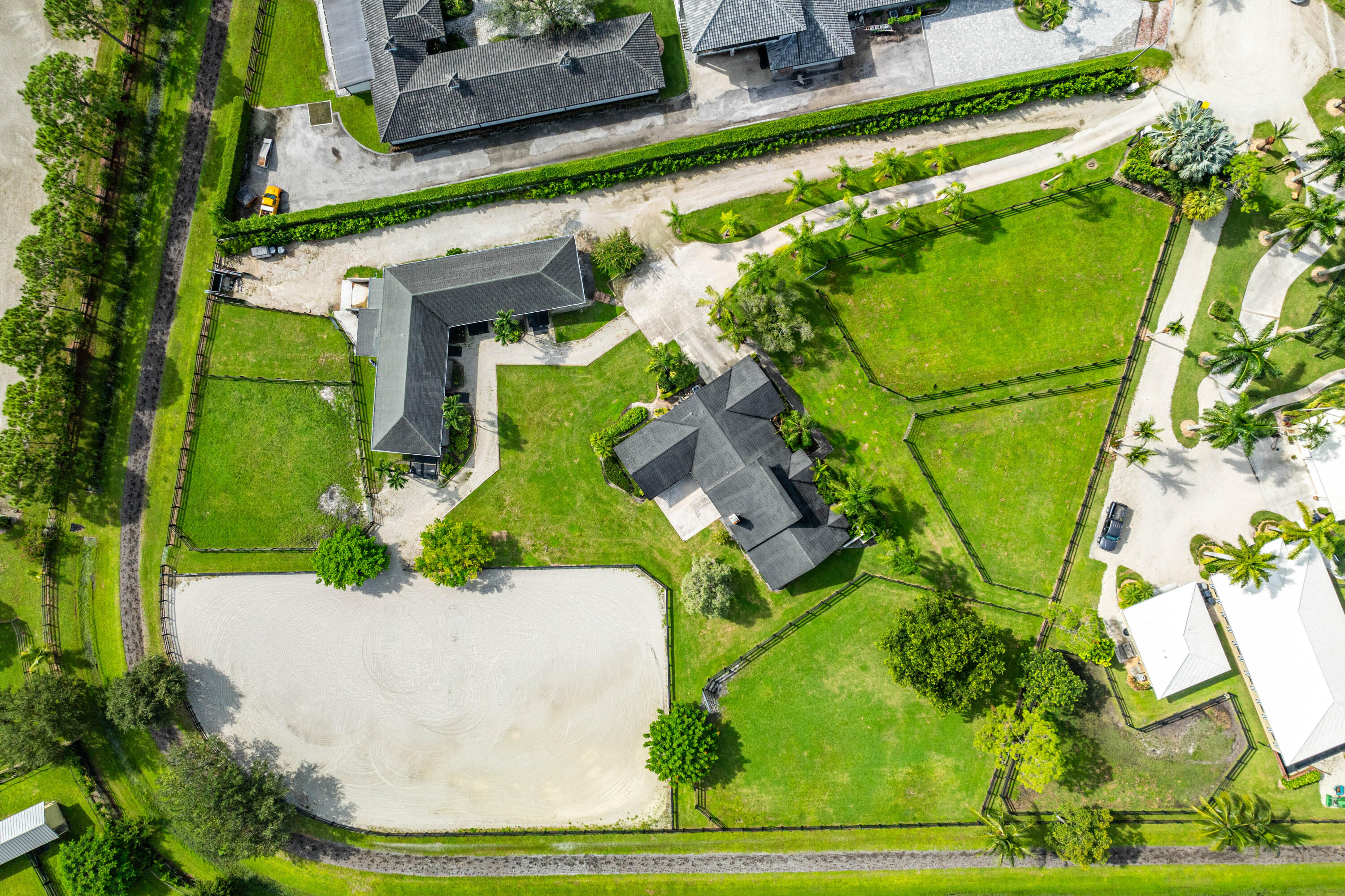 SADDLE TRAIL PARK OF WELLINGTON - Residential Lease