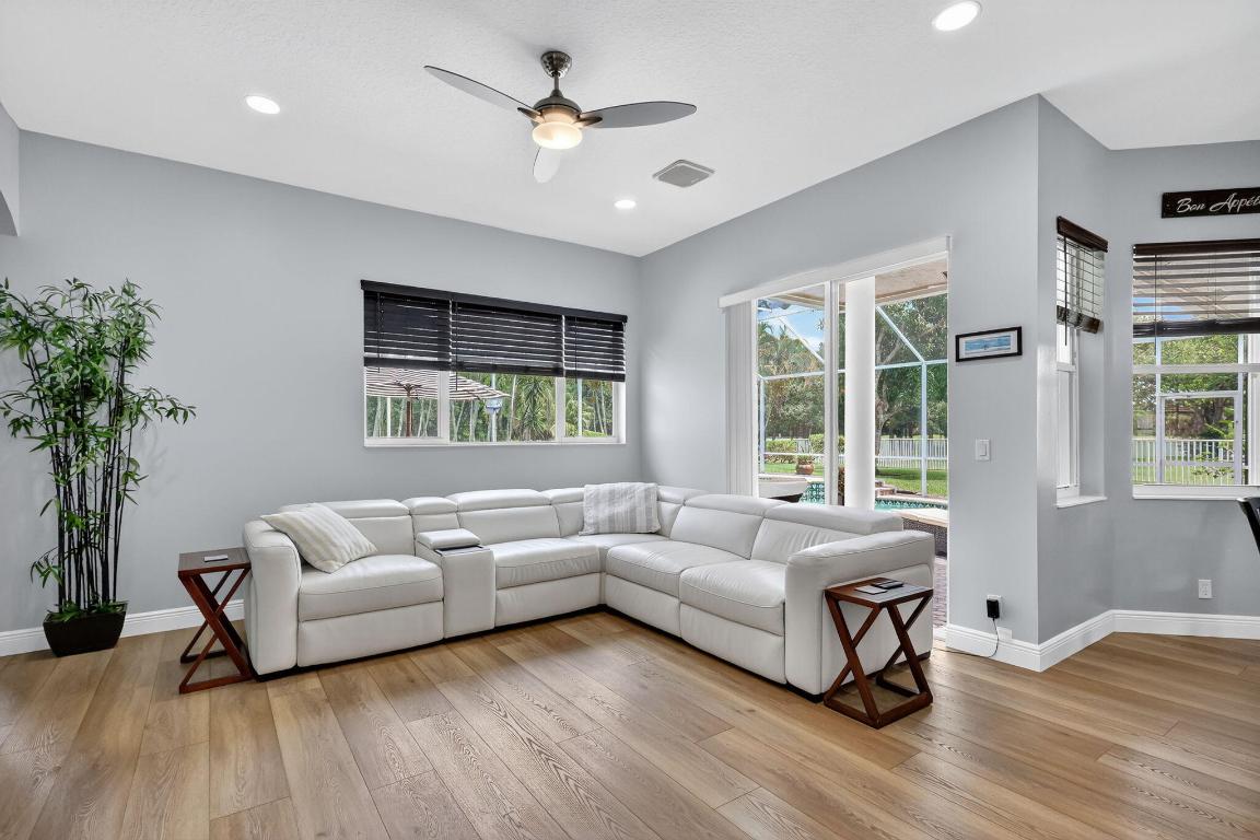 HAMMOCK CREEK - Residential