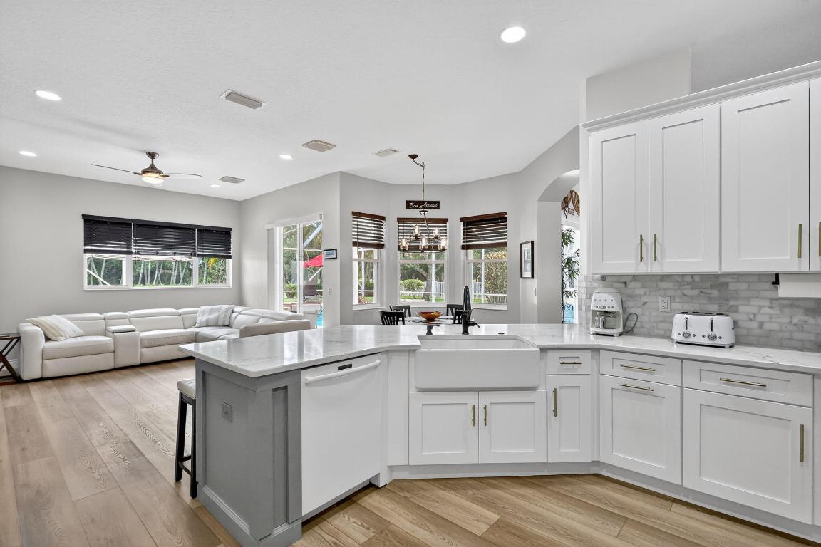 HAMMOCK CREEK - Residential