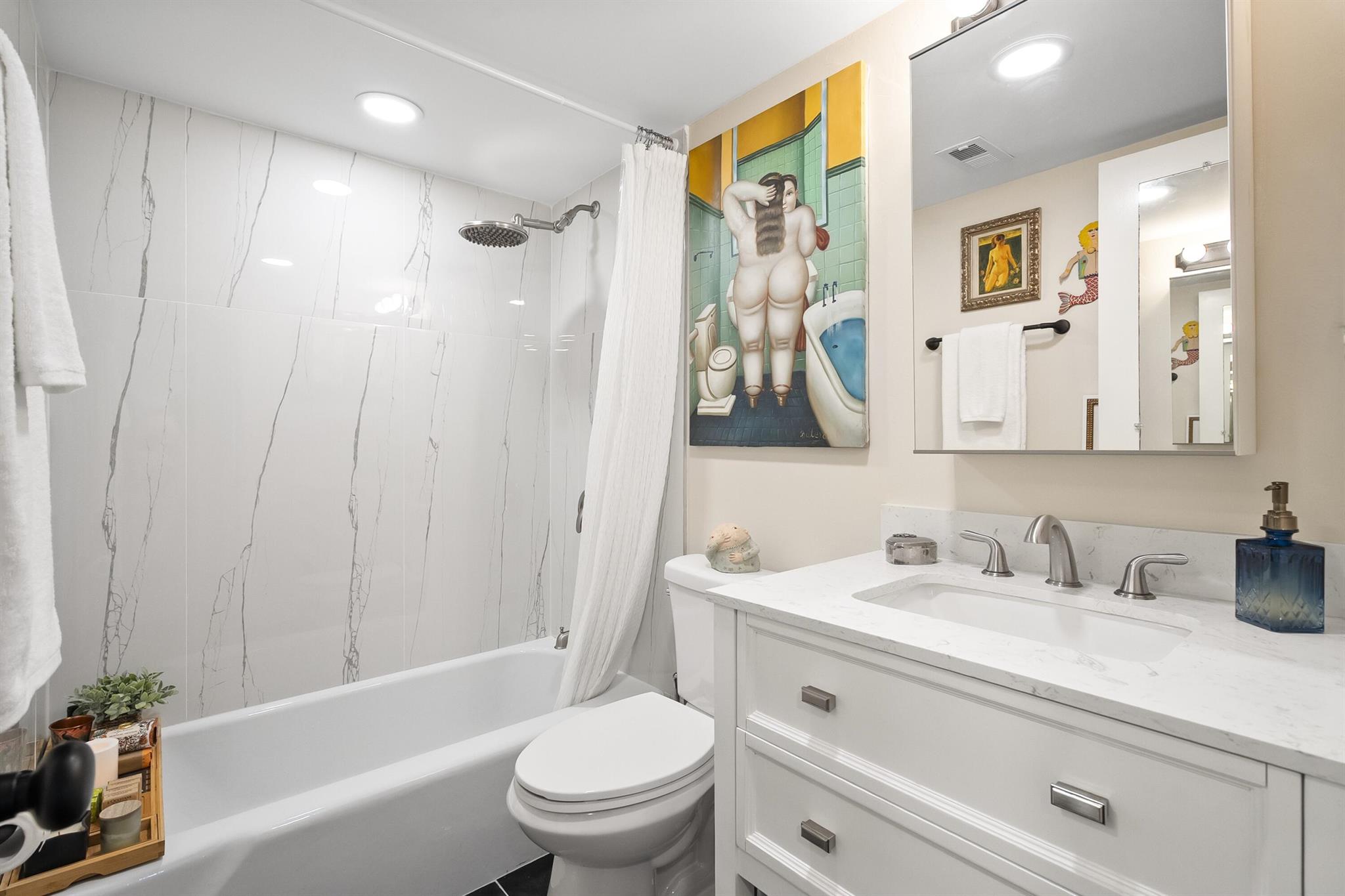 MILES GRANT CONDO - Residential