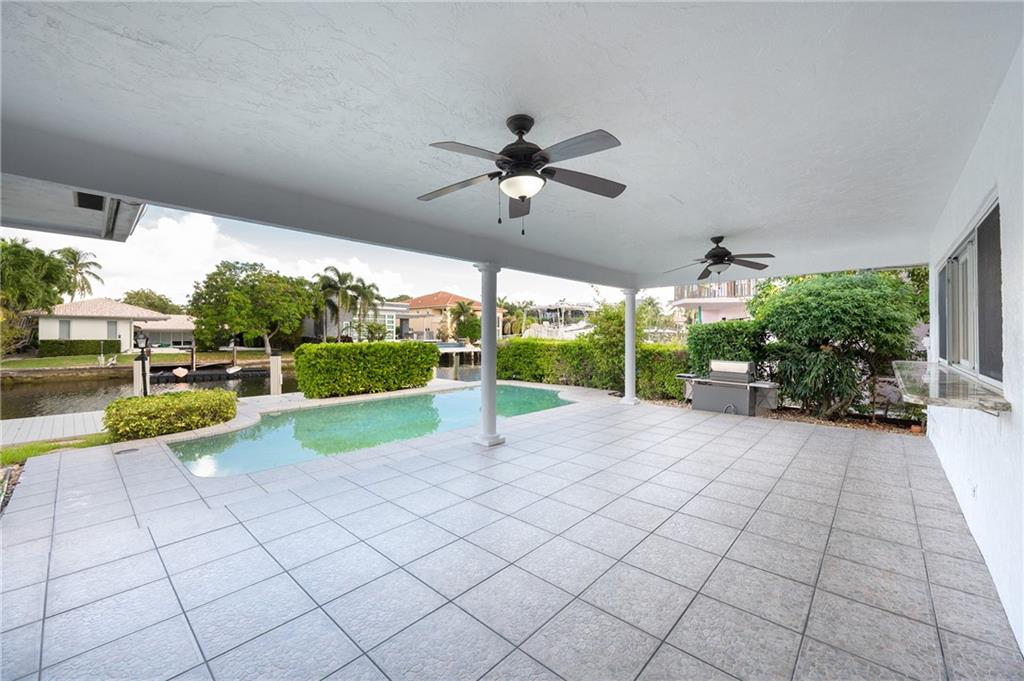 Las Olas - Residential Lease