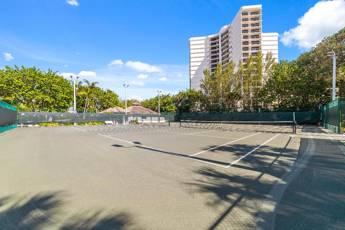 BRAEMAR ISLE CONDO - Residential