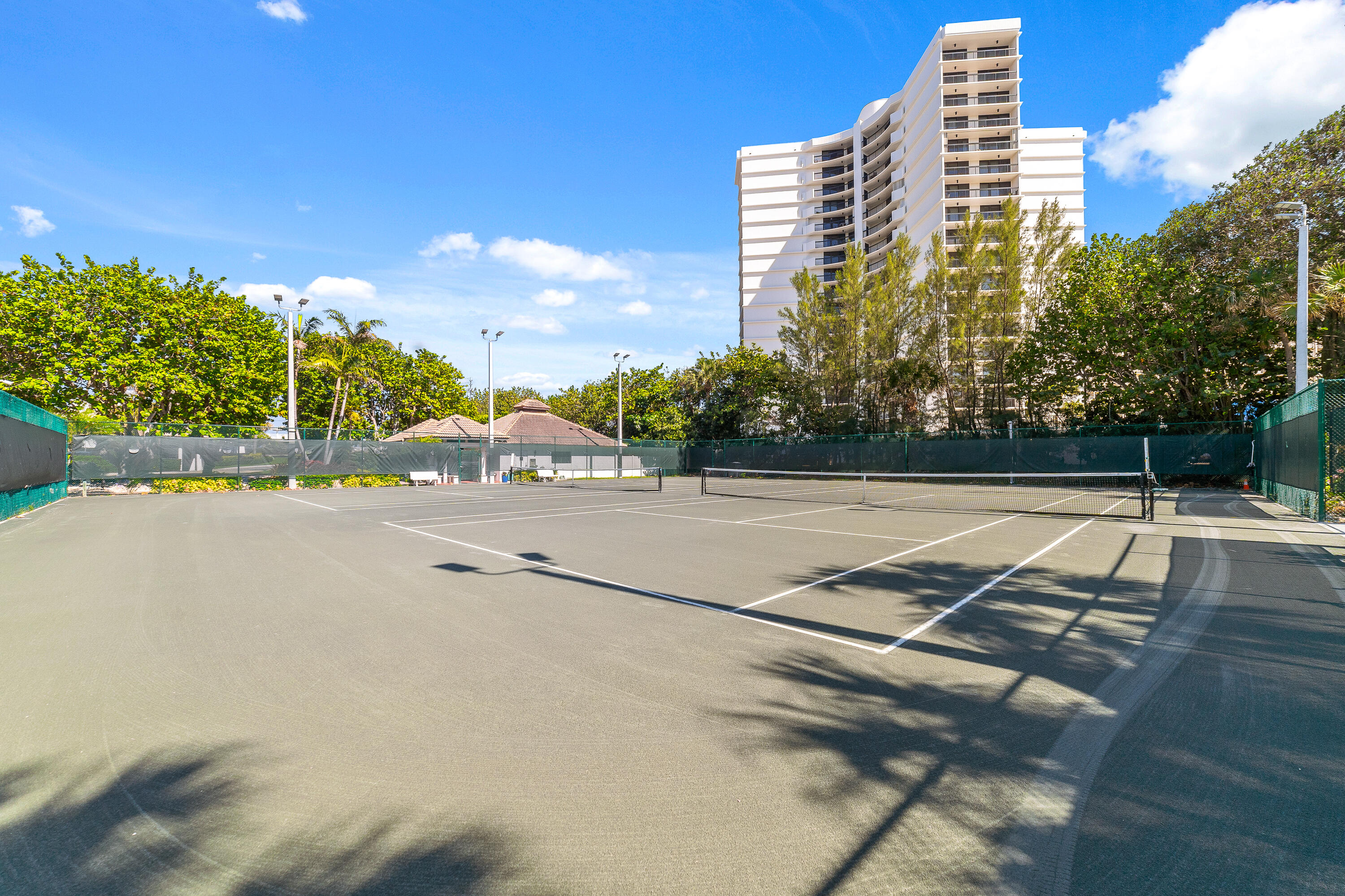 BRAEMAR ISLE CONDO - Residential