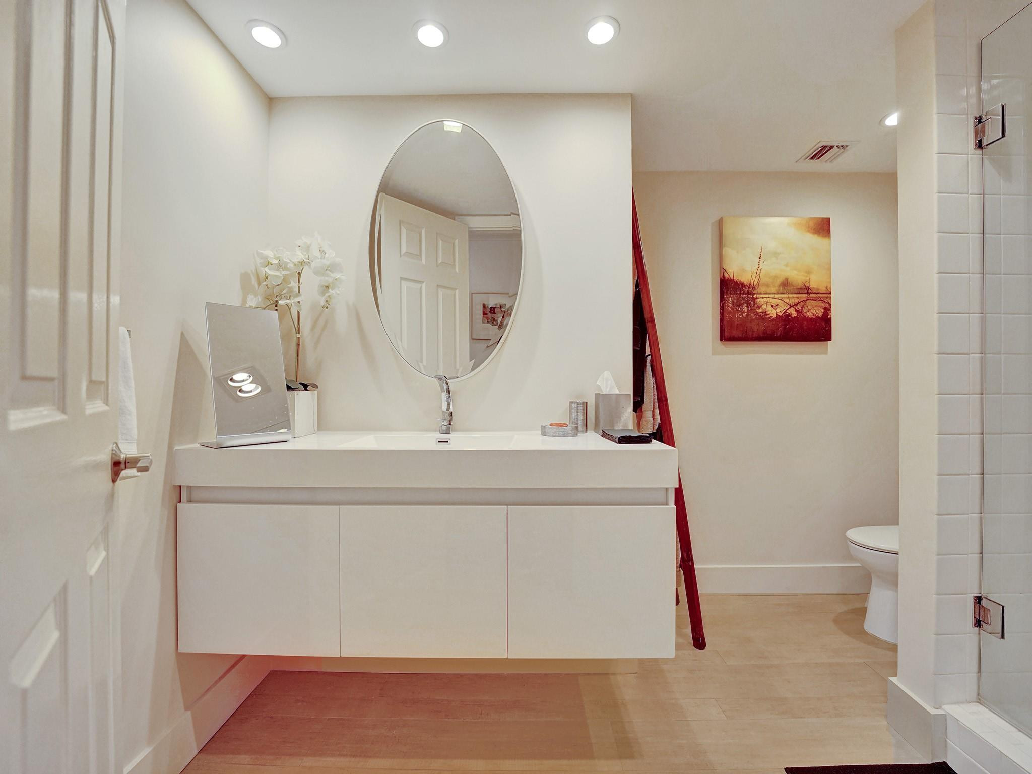 The Pilot House - Residential