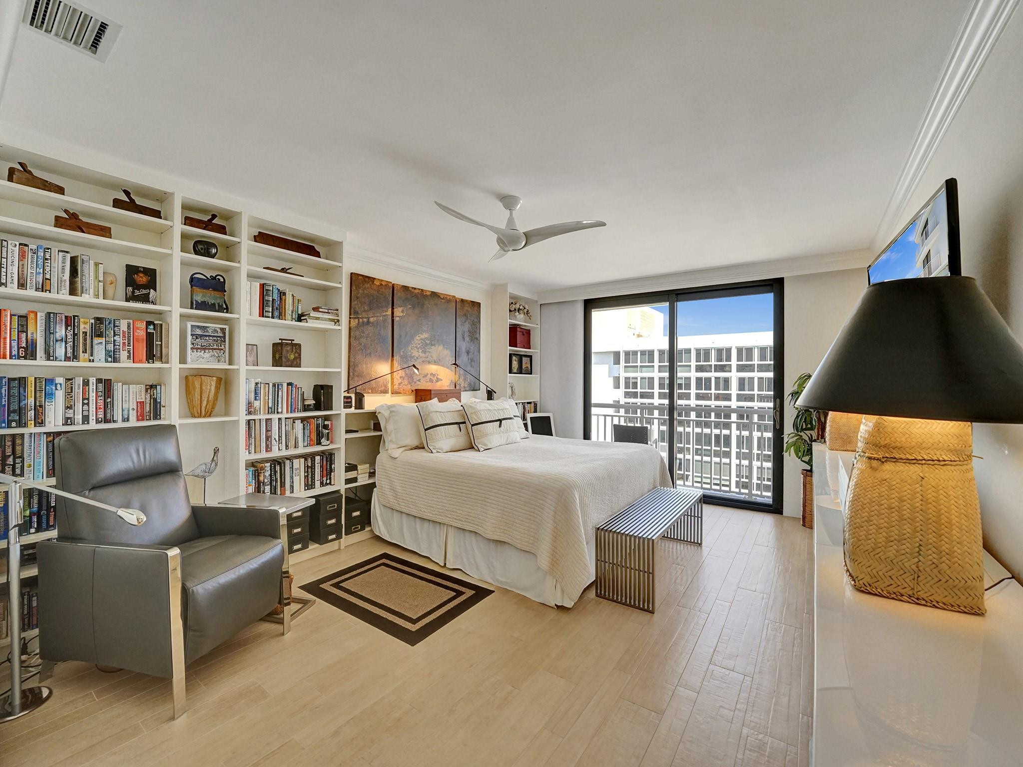 The Pilot House - Residential