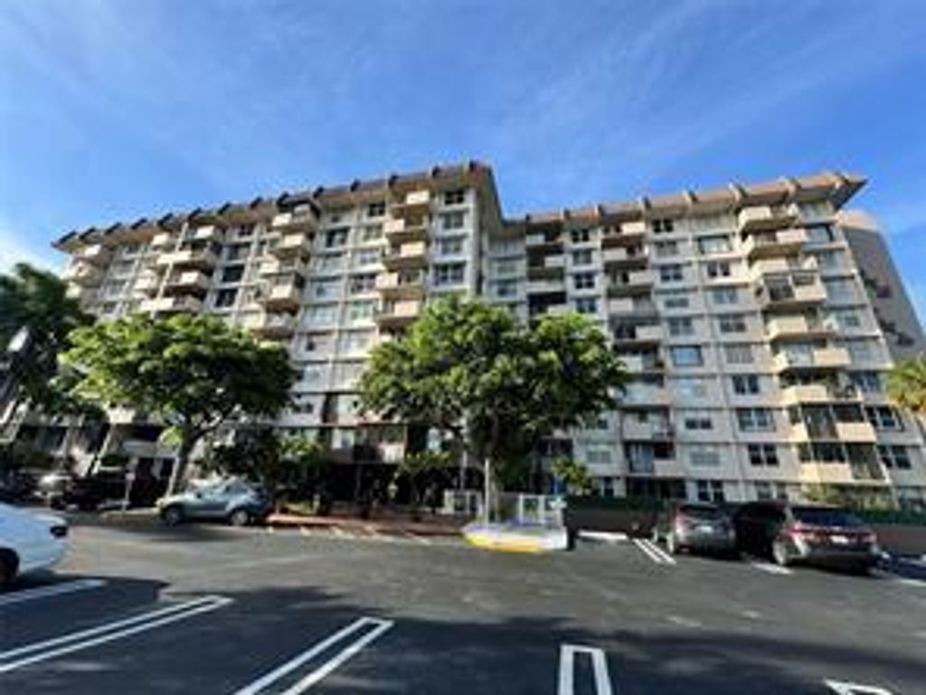 Photo of 777 S Federal Highway #Rph11, Pompano Beach, FL 33062 (MLS # B26002726)