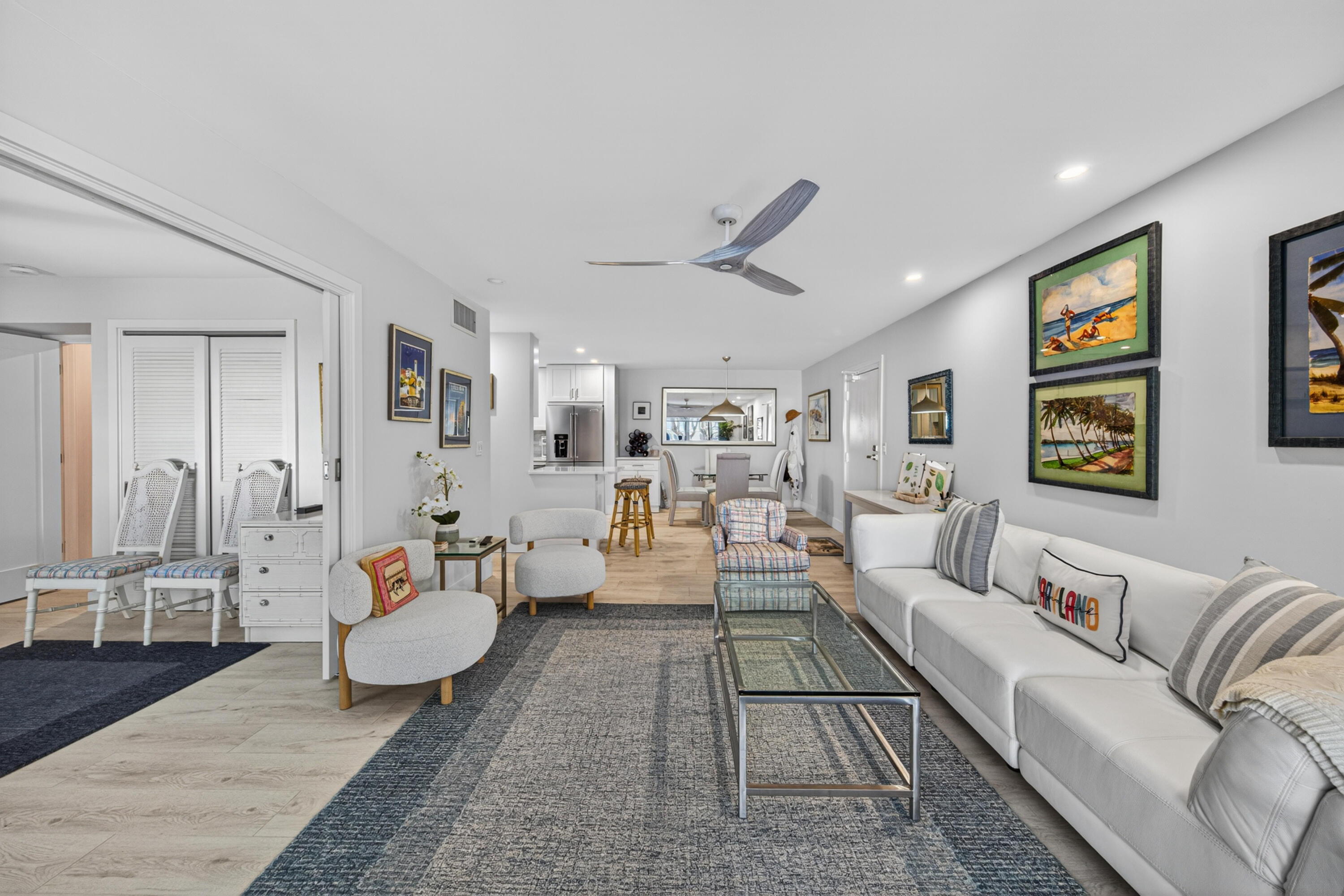 BAY COLONY CLUB CONDO - Residential Lease