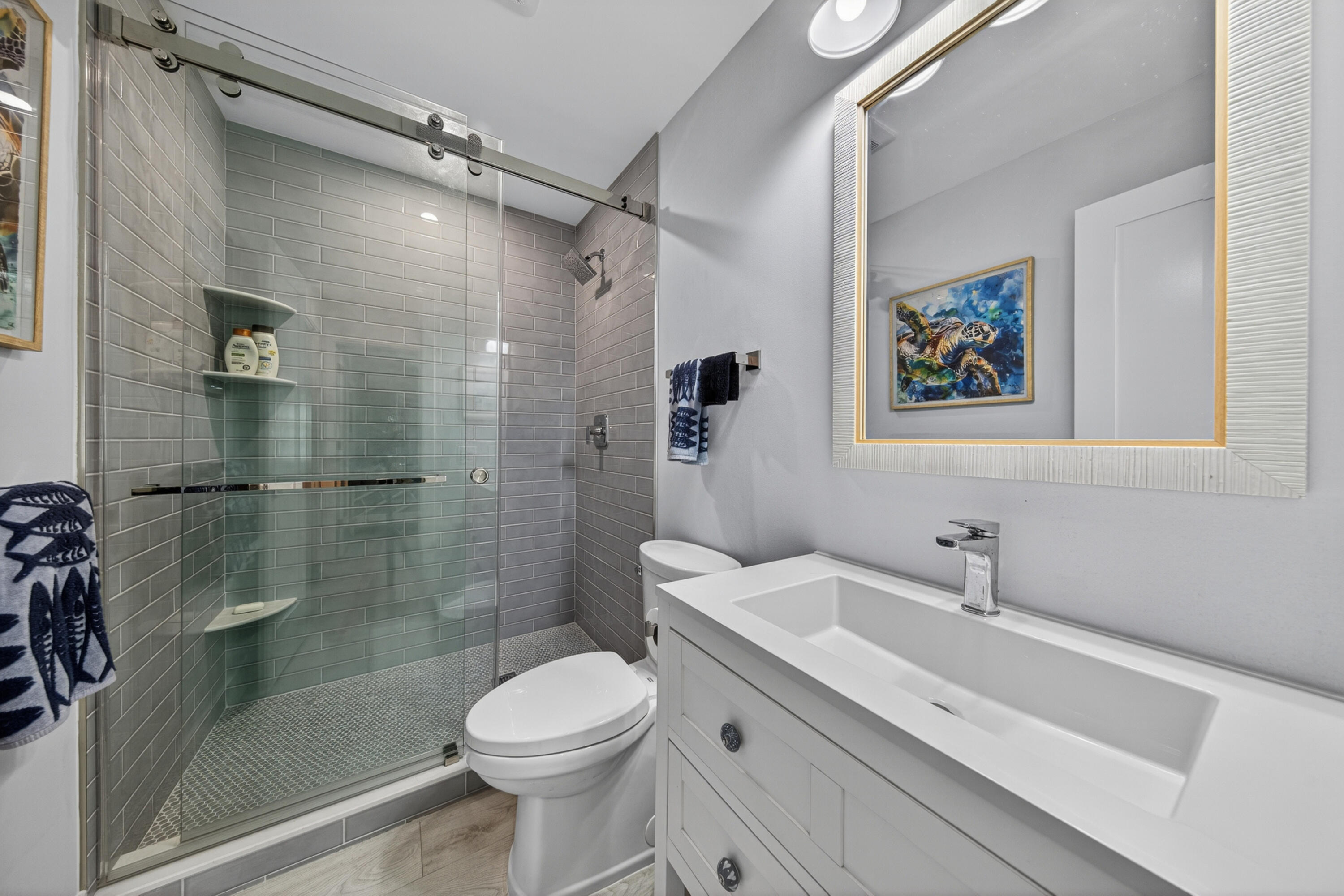 BAY COLONY CLUB CONDO - Residential Lease