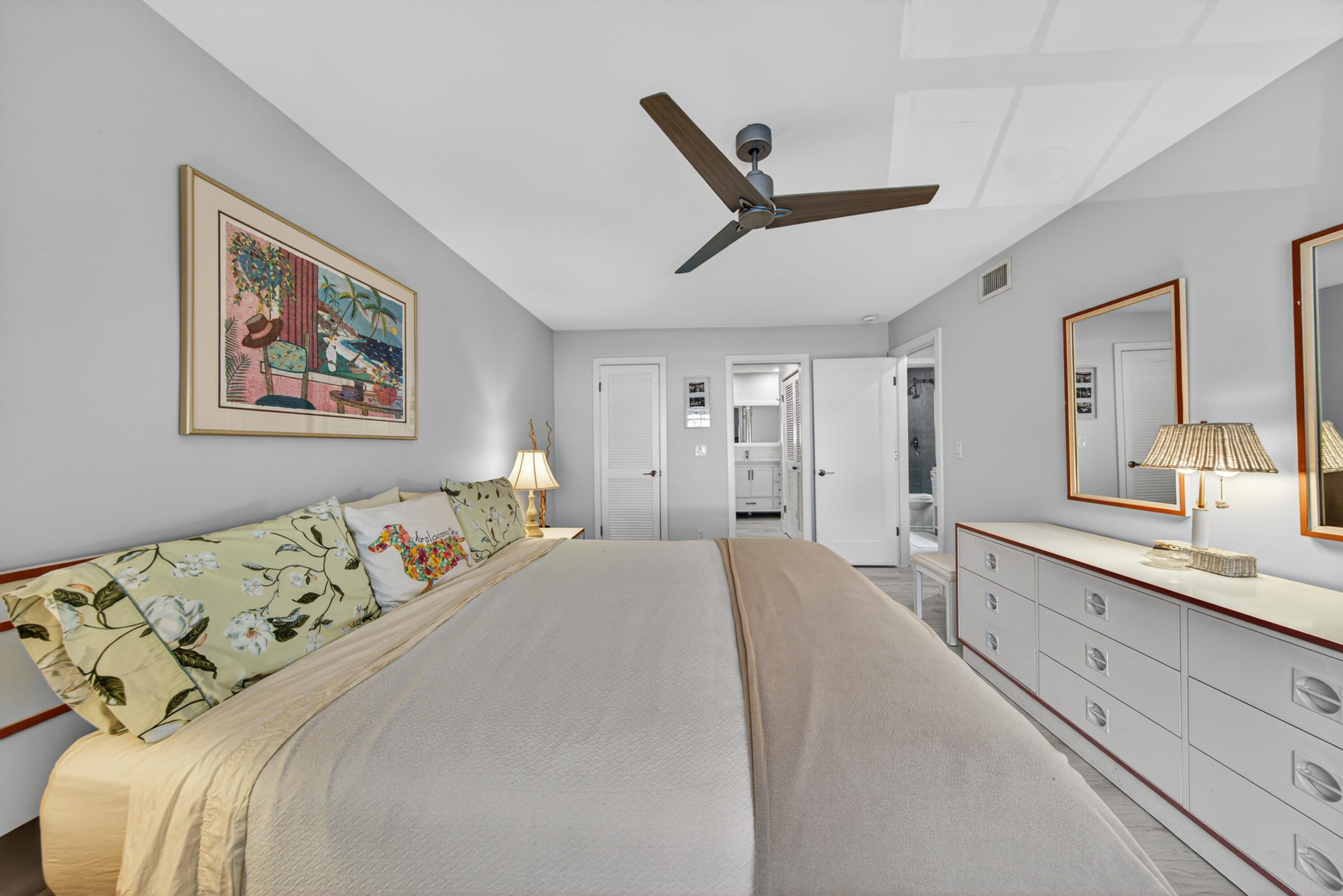 BAY COLONY CLUB CONDO - Residential Lease