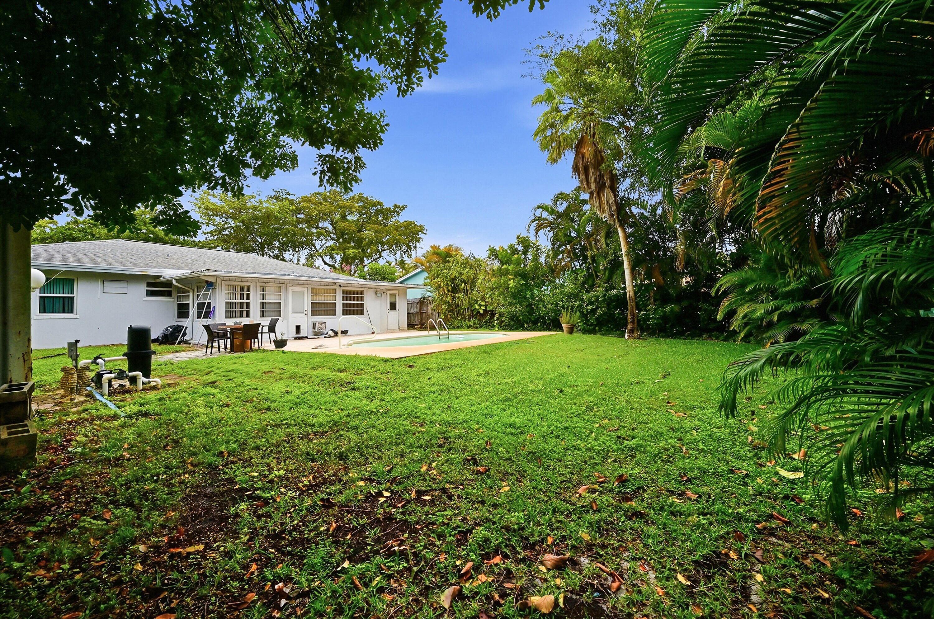 CRESTVIEW BOYNTON - Residential