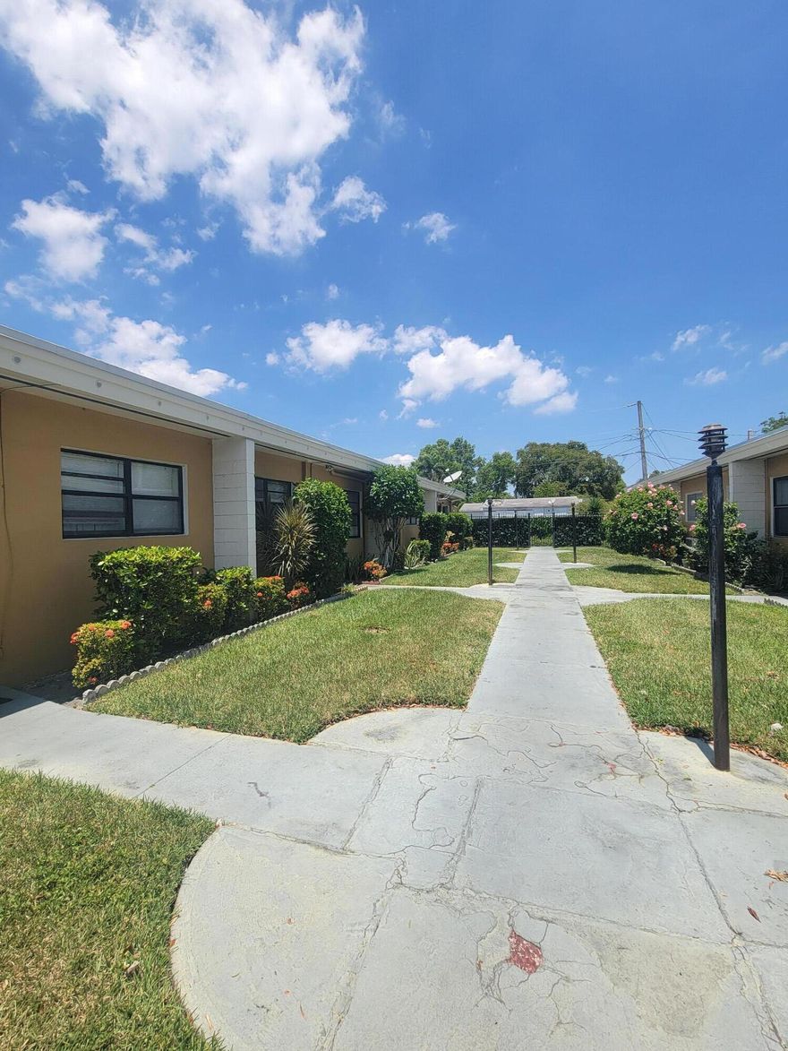 1/1 available. Spacious and inviting unit with impact windows for efficiency, recently remodeled. End unit conveniently located next to the laundry room. Electrical panel was replaced about 5 years ago. Great location just minutes from I-95 and downtown Hollywood. Includes 1 parking spot.