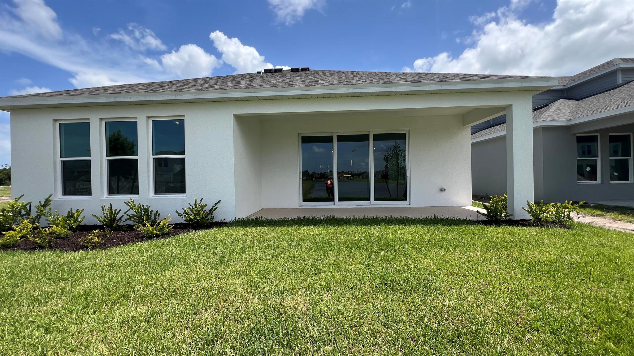 VERANDA OAKS PLAT NO. 1 P - Residential Lease