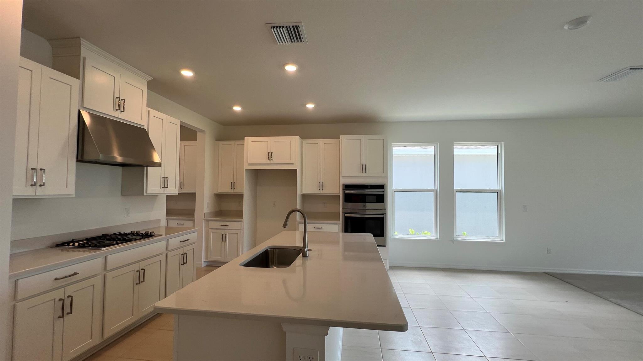 VERANDA OAKS PLAT NO. 1 P - Residential Lease