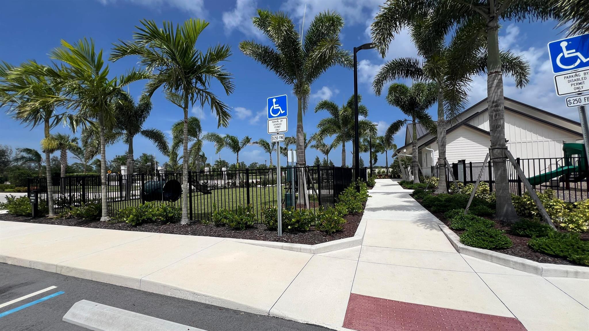 VERANDA OAKS PLAT NO. 1 P - Residential Lease