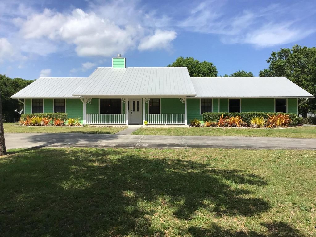Photo of 10880 Heil Road, Fort Pierce, FL 34945 (MLS # R10971913)