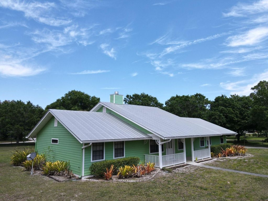 Photo of 10880 Heil Road, Fort Pierce, FL 34945 (MLS # R10971913)