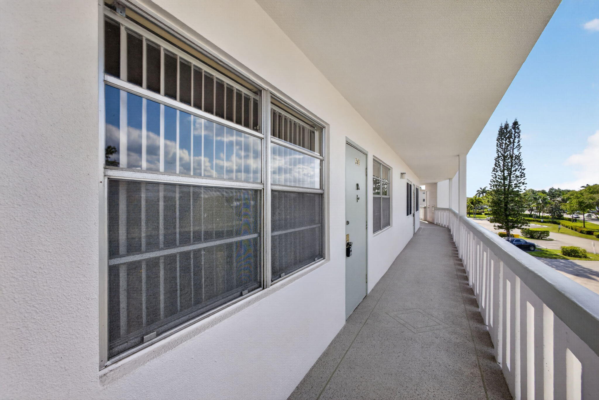 348 Wellington H