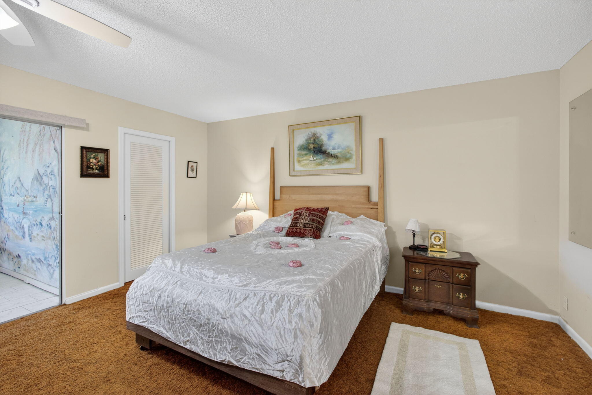 WELLINGTON CONDOS - Residential