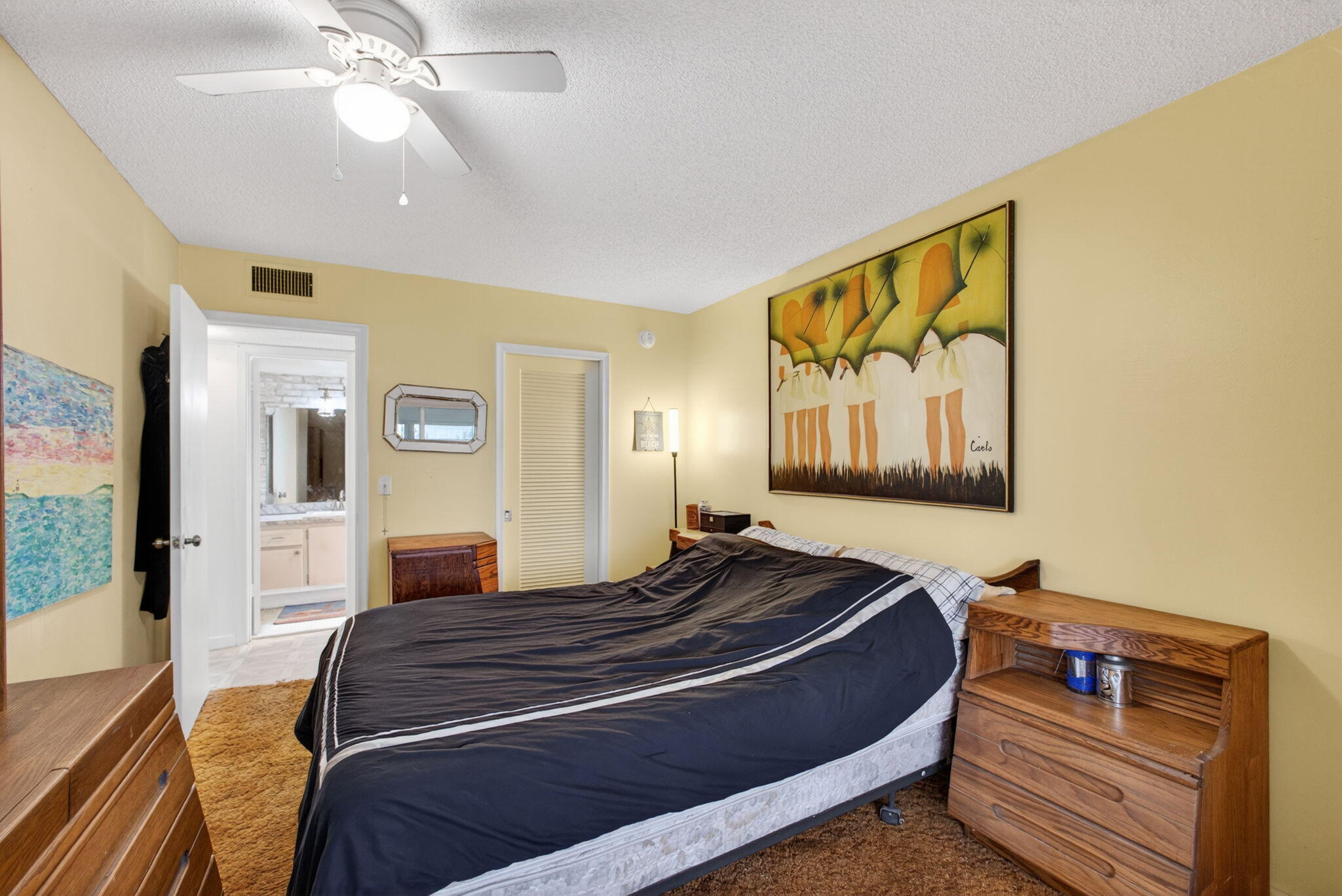 WELLINGTON CONDOS - Residential