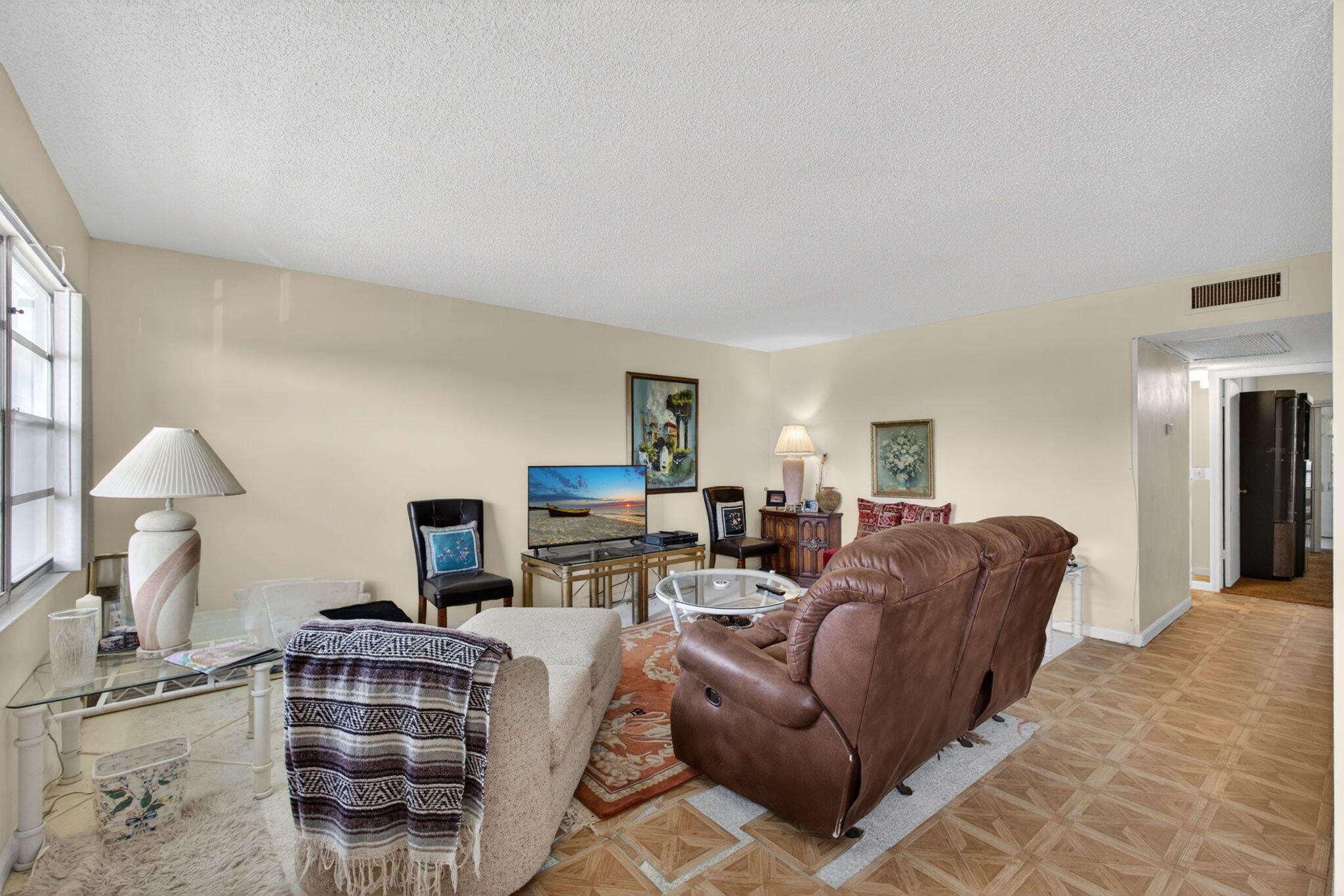 WELLINGTON CONDOS - Residential