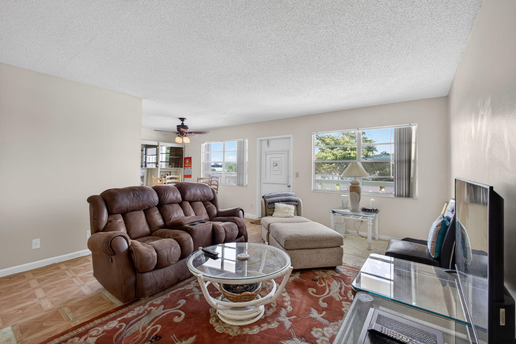 348 Wellington H