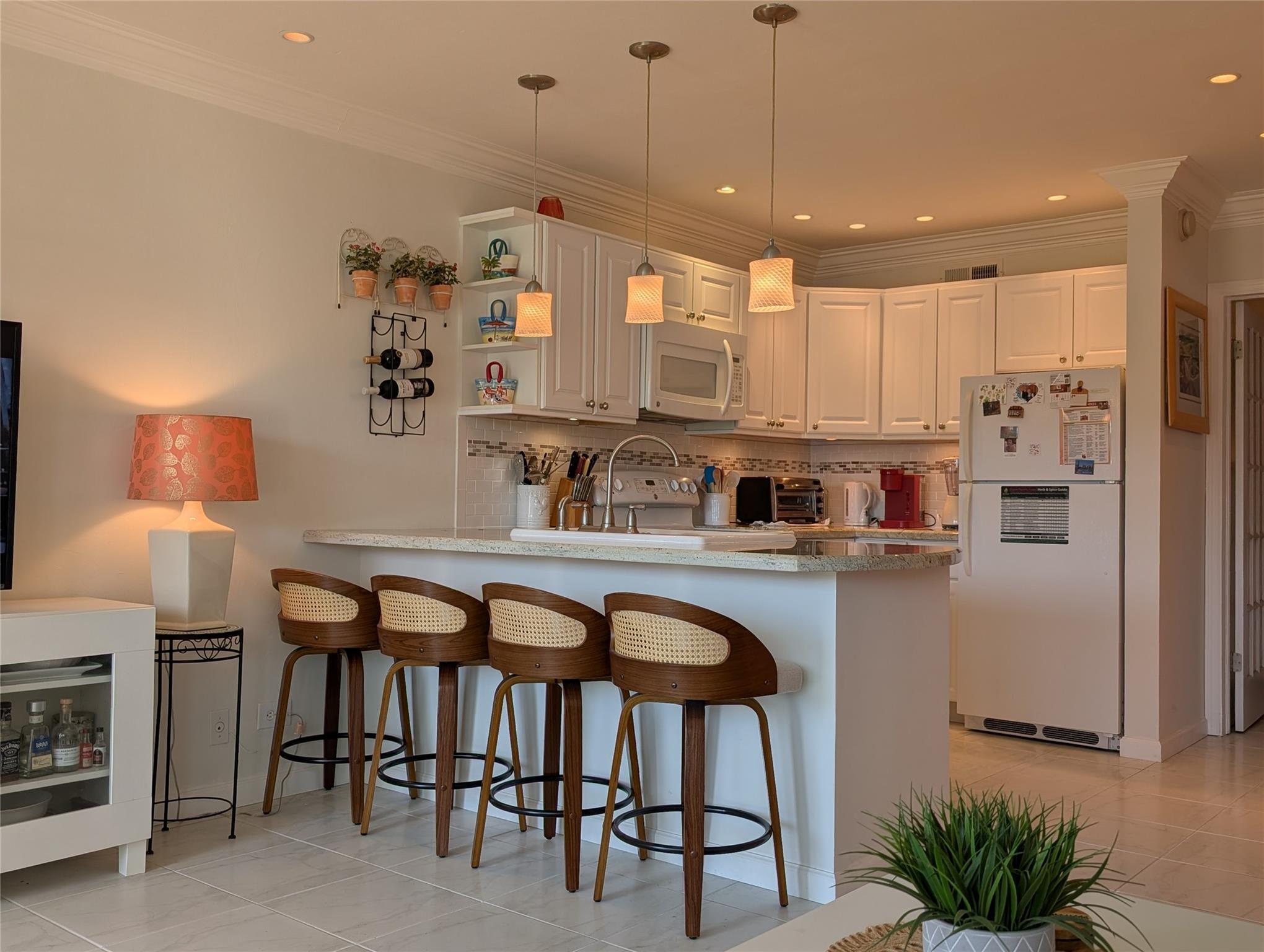 Alexander Hamilton COOP - Residential