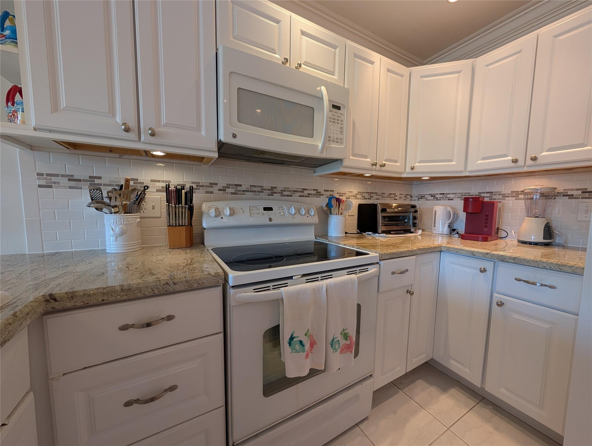 Alexander Hamilton COOP - Residential