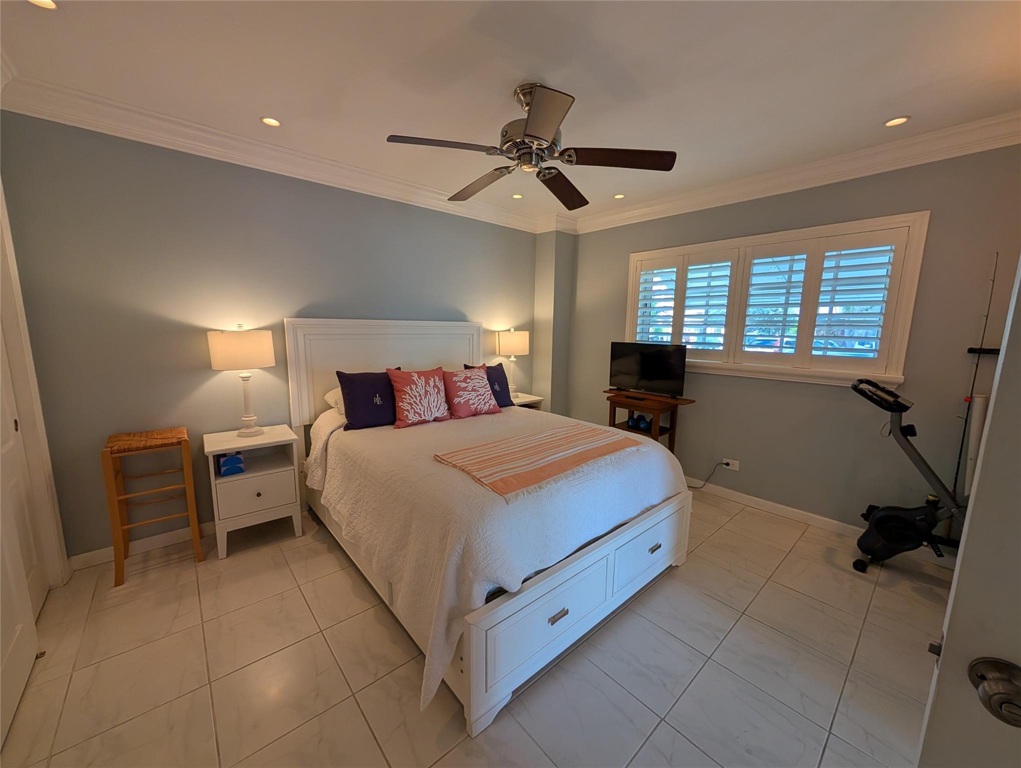 Alexander Hamilton COOP - Residential