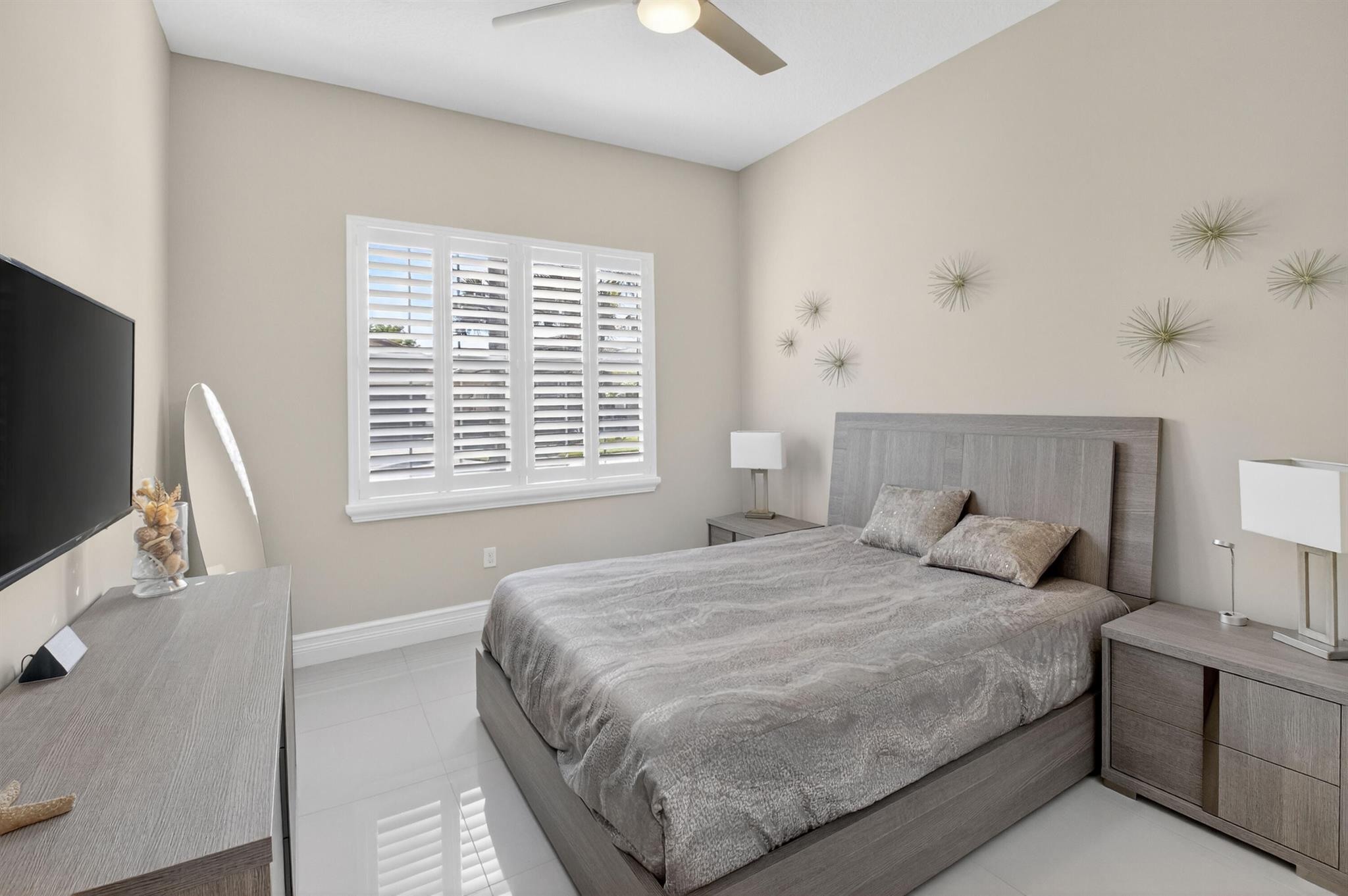 VALENCIA COVE AGR PUD PL - Residential