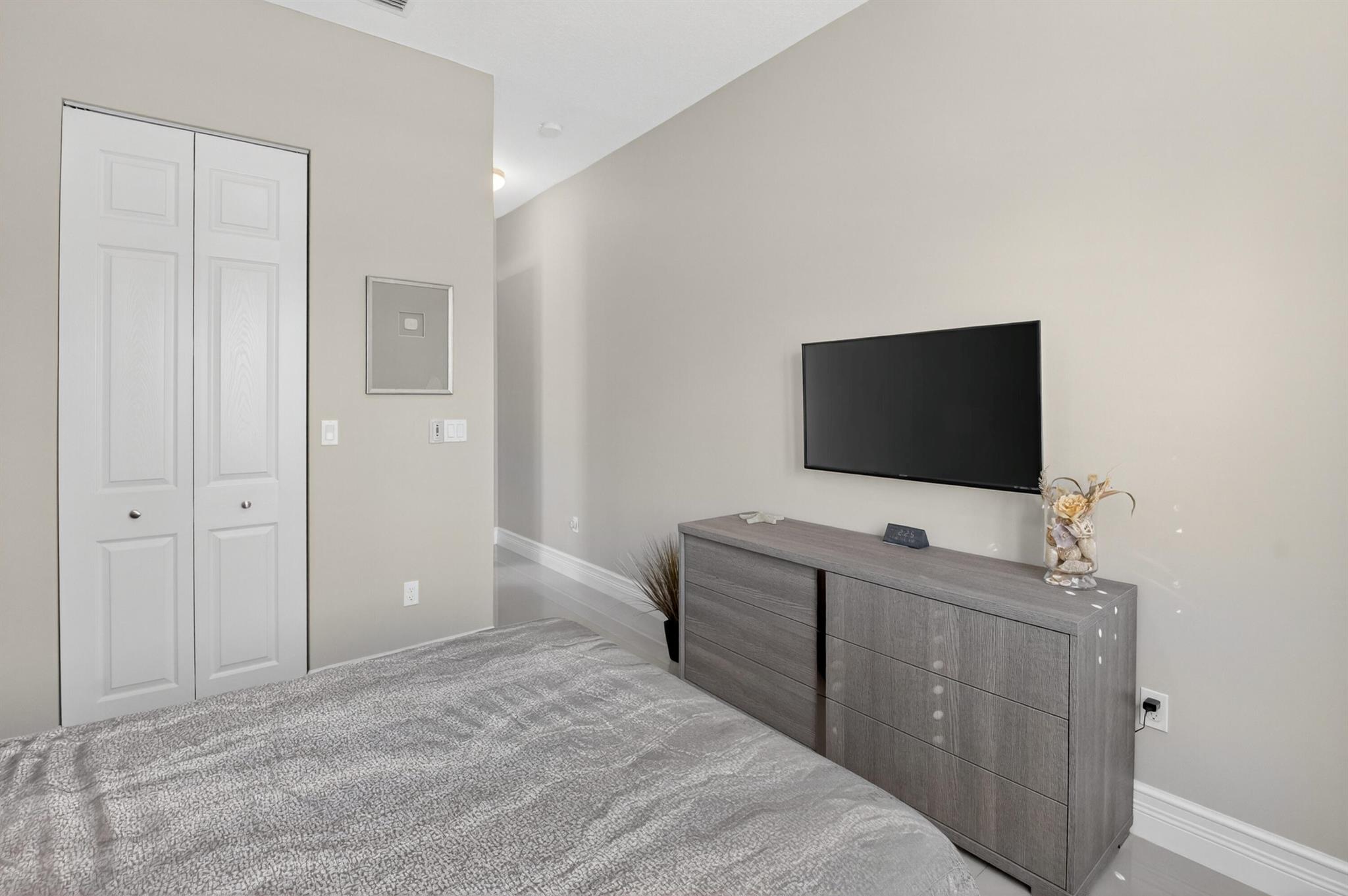 VALENCIA COVE AGR PUD PL - Residential