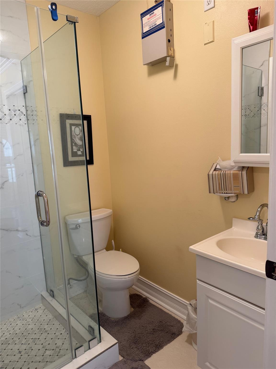 Oak Wood 80-39 B - Residential