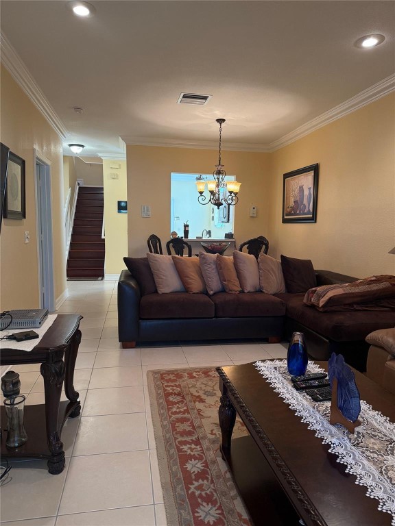 Oak Wood 80-39 B - Residential