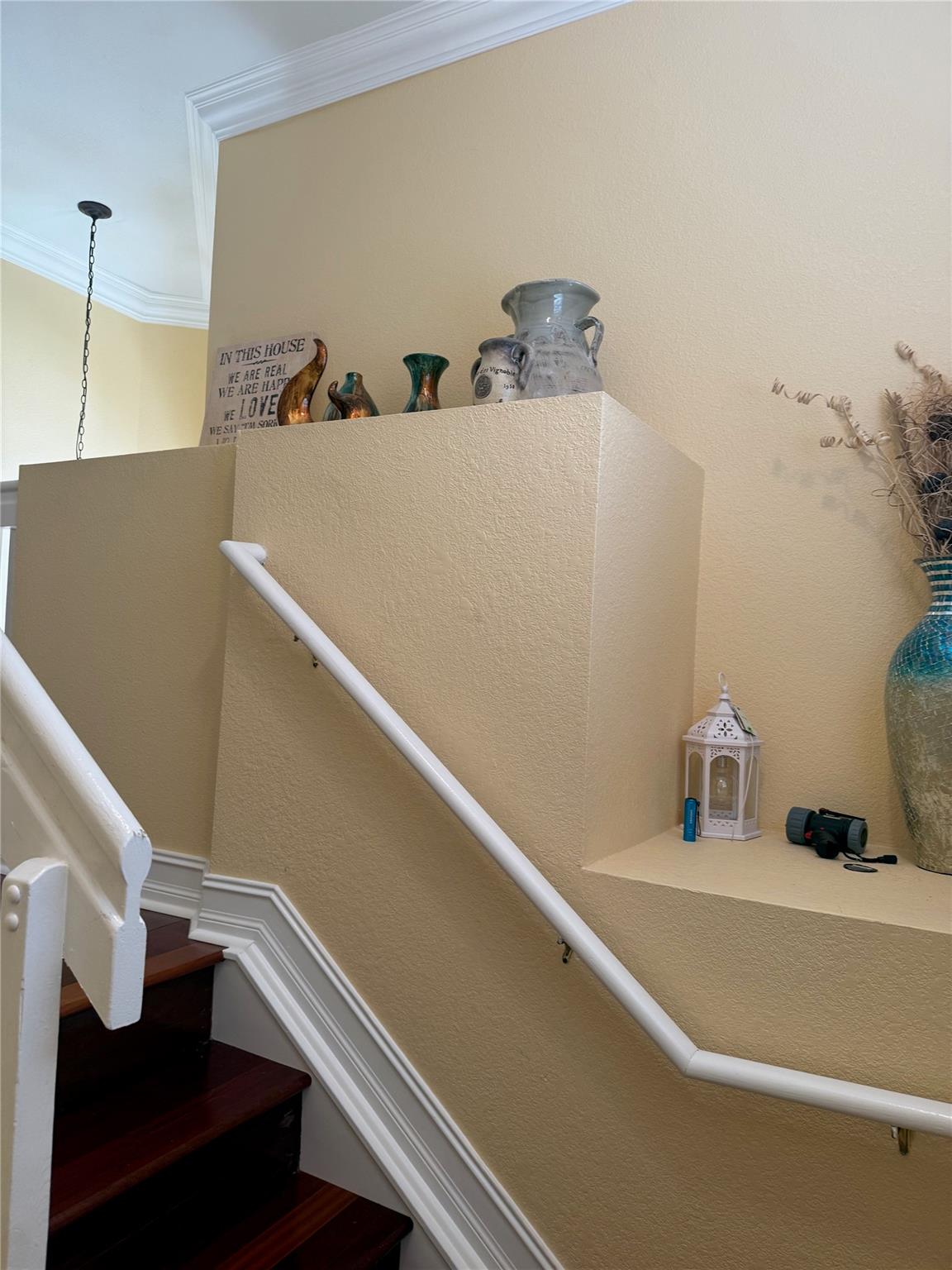 Oak Wood 80-39 B - Residential