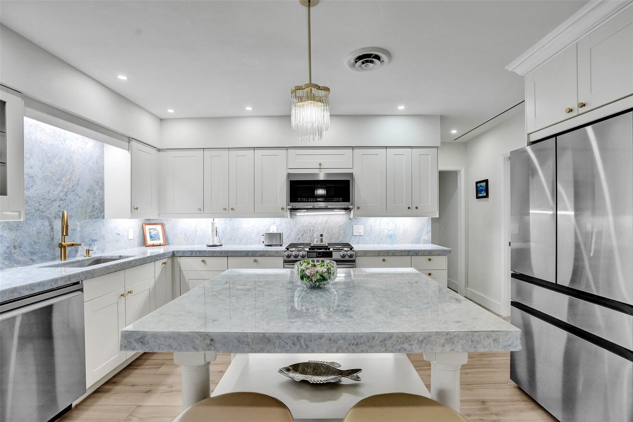 GARDEN ISLES - Residential