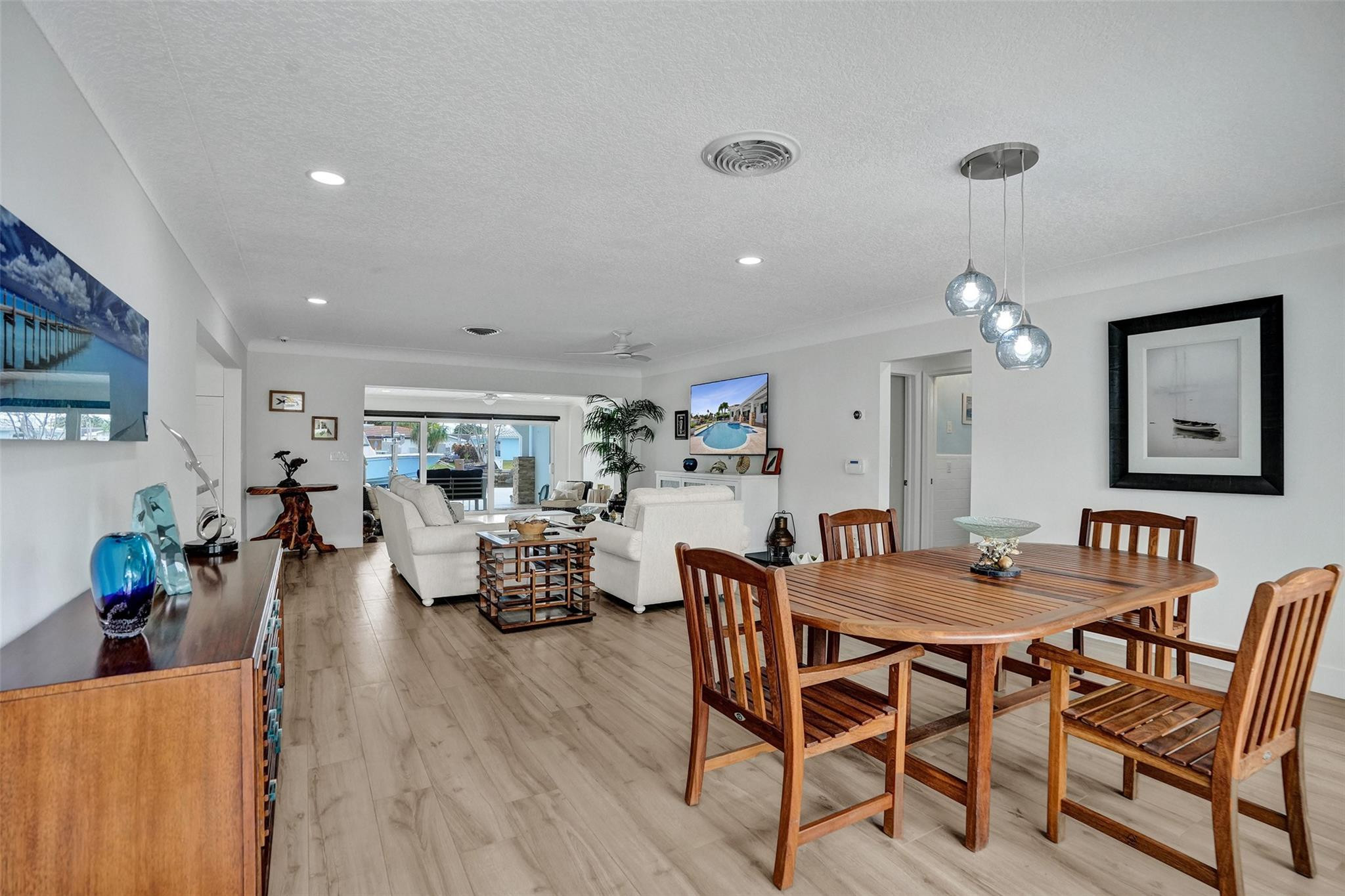 GARDEN ISLES - Residential