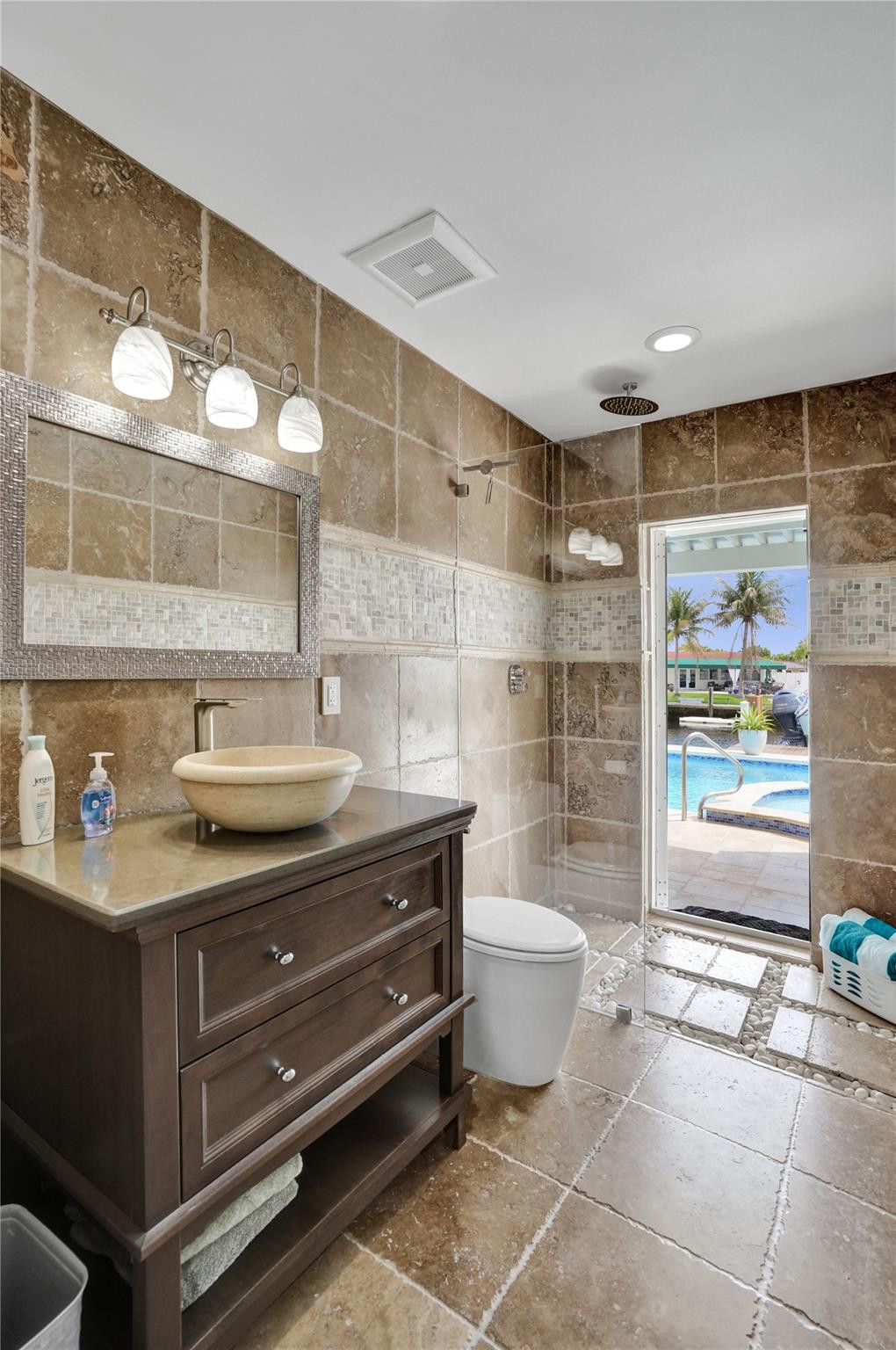 GARDEN ISLES - Residential