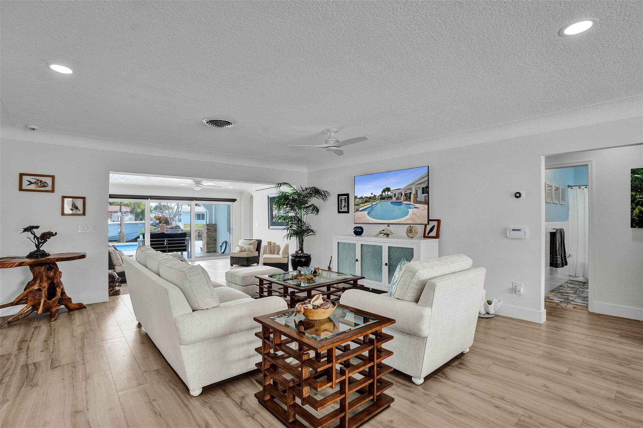 GARDEN ISLES - Residential