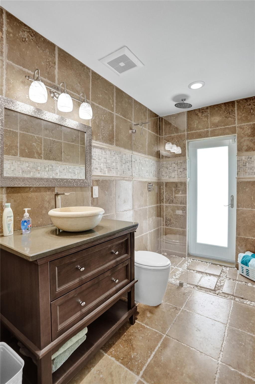 GARDEN ISLES - Residential