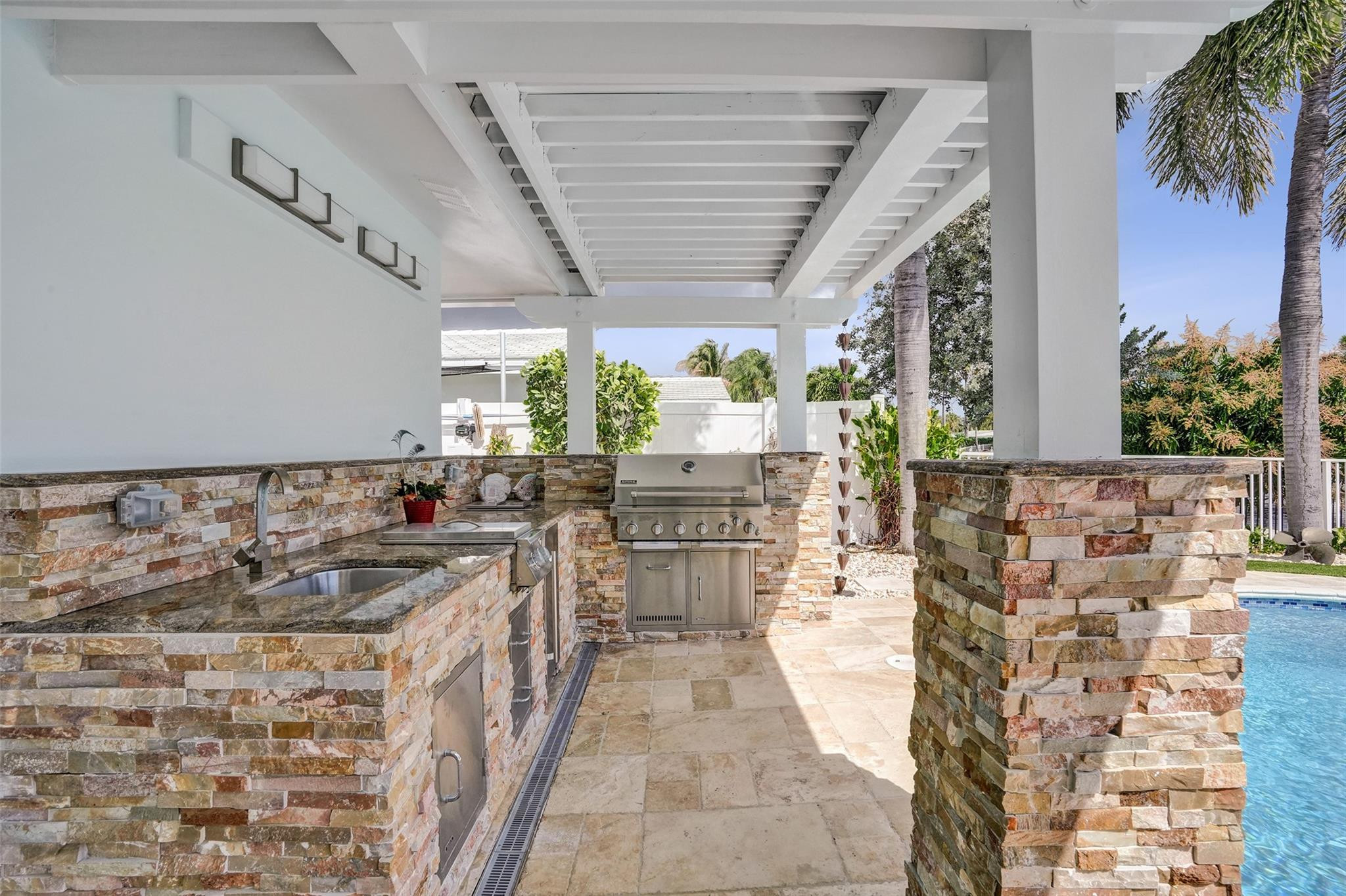 GARDEN ISLES - Residential